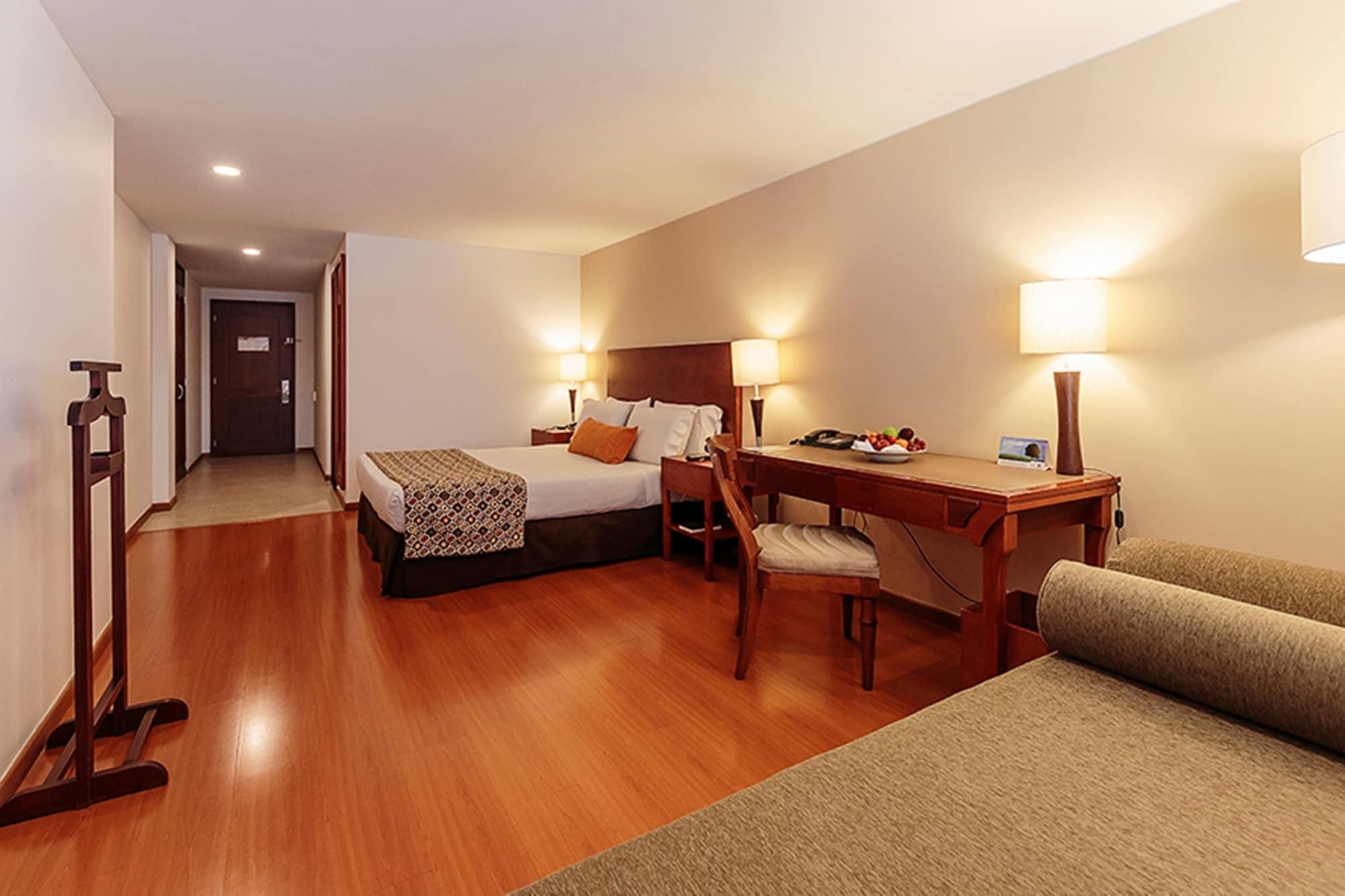 Hotel Estelar Suites Jones Bogota Ngoại thất bức ảnh