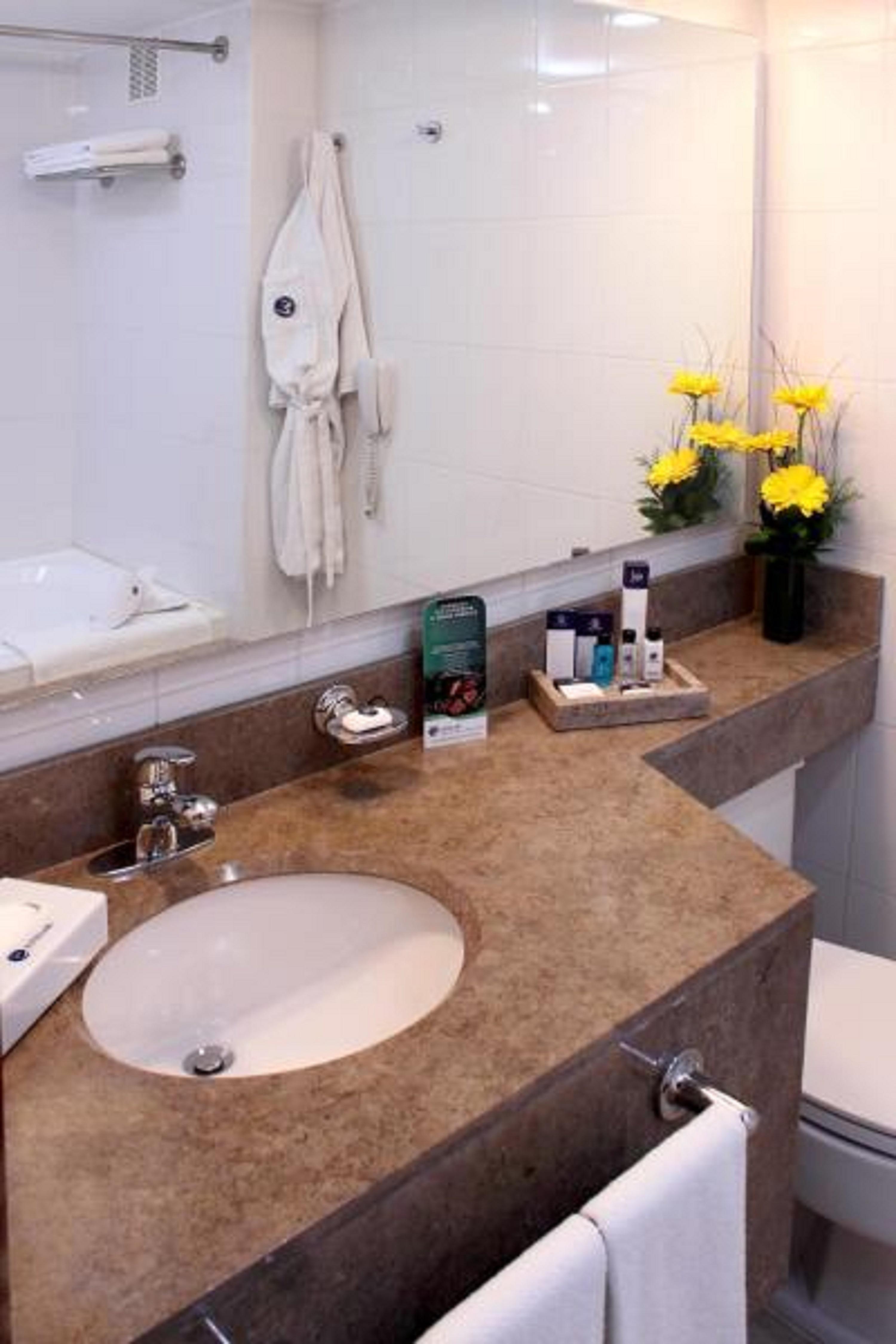 Hotel Estelar Suites Jones Bogota Ngoại thất bức ảnh